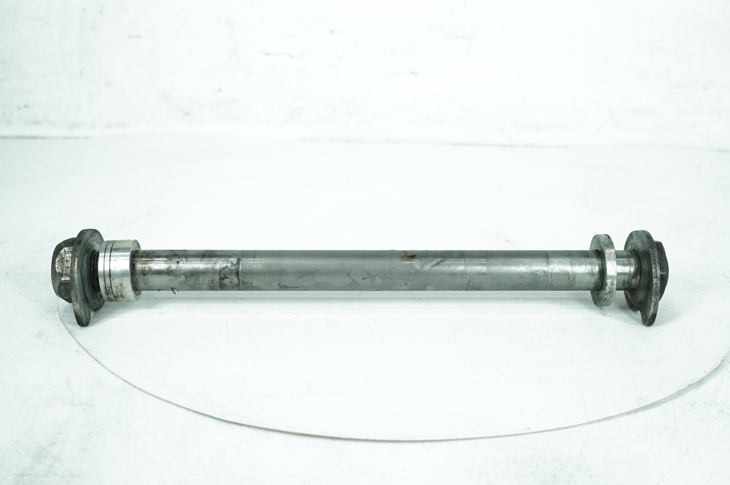 2007 - 2013 Harley-Davidson Touring Electra Glide Classic Rear Wheel Axle Bolt Shaft 41056-09