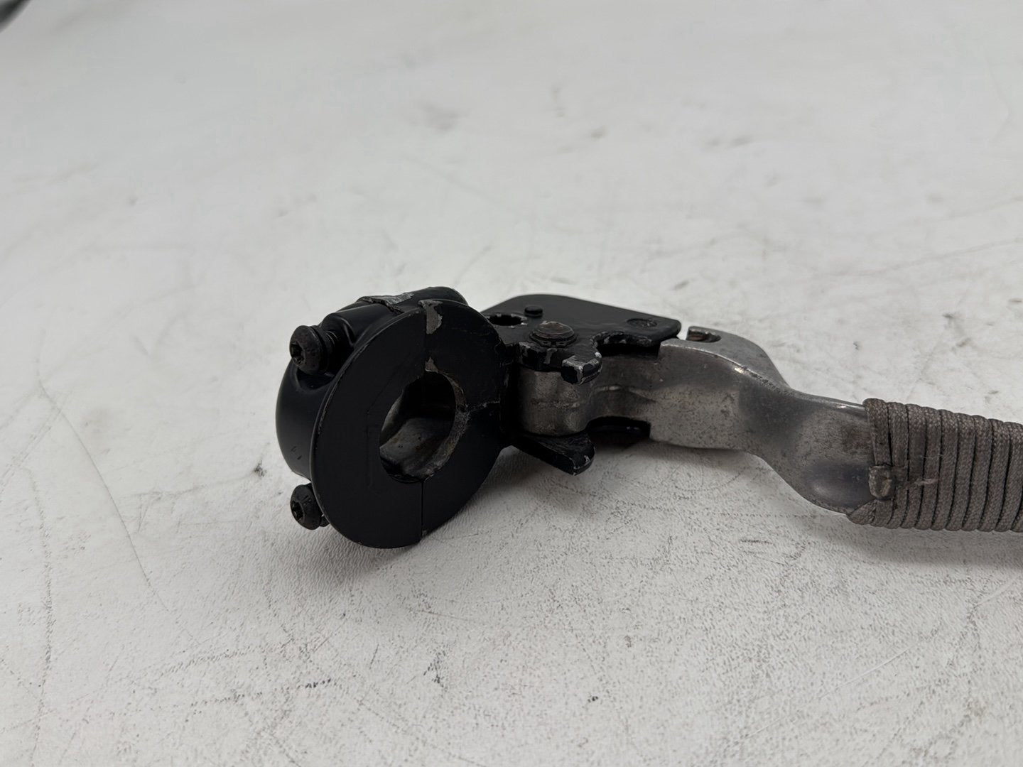 2006 Harley Touring FLHTCI Electra Glide Classic OEM Front Left Hand Clutch Control Lever