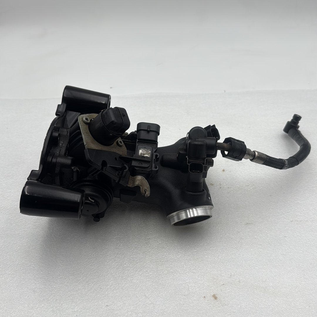 2007 - 2017 Harley-Davidson Dyna Wide Glide Engine Intake Manifold Throttle Body 27708-06A