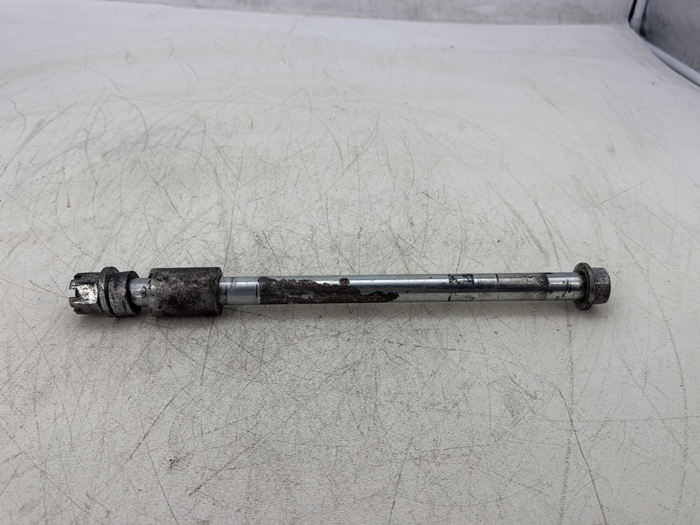 2004 Harley Dyna Super Glide FXDI OEM Rear Wheel Axle Bolt Shaft
