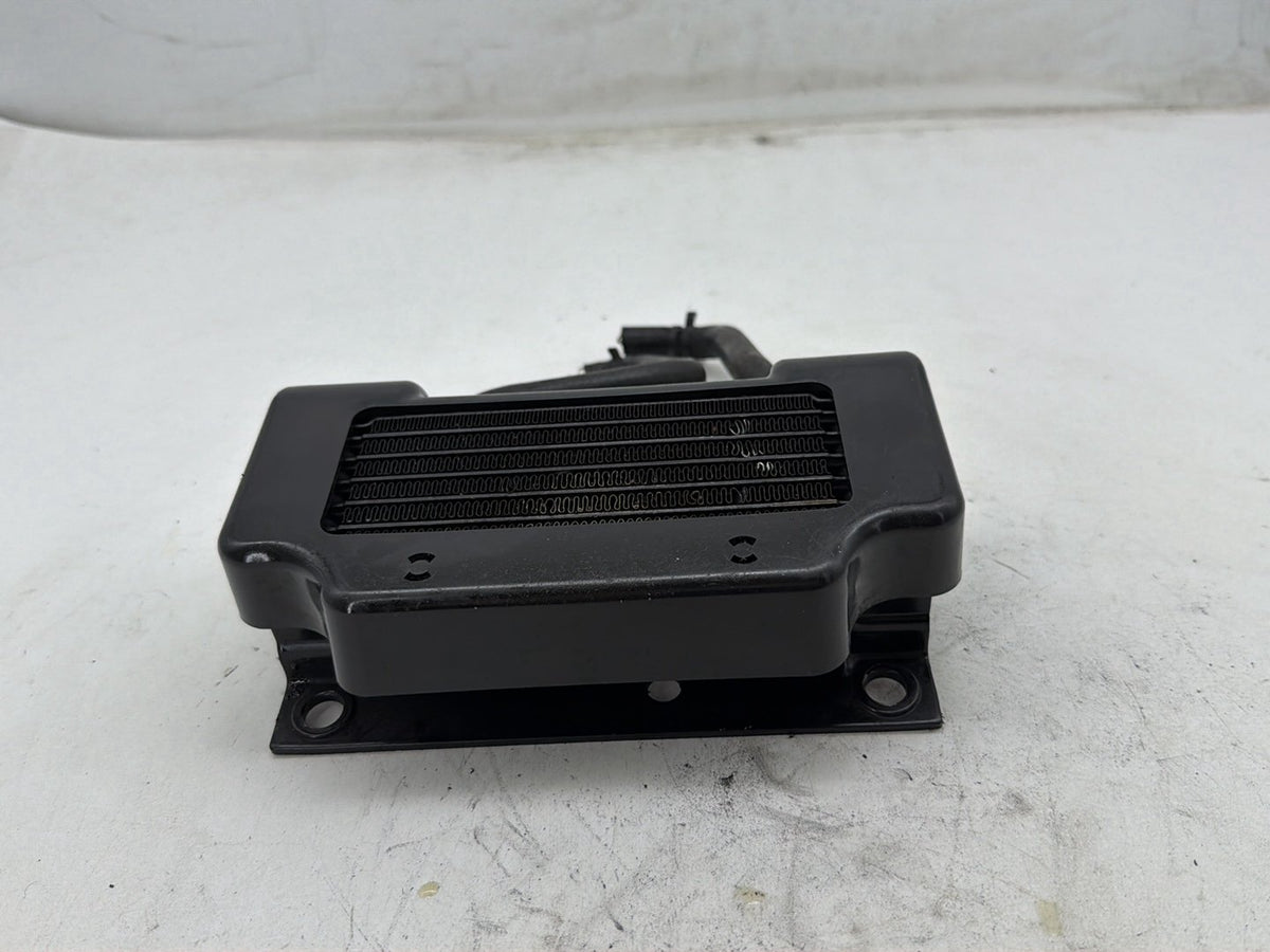 2011 Harley Road Glide Touring FLTRX OEM Oil Cooling Cooler Core Radiator