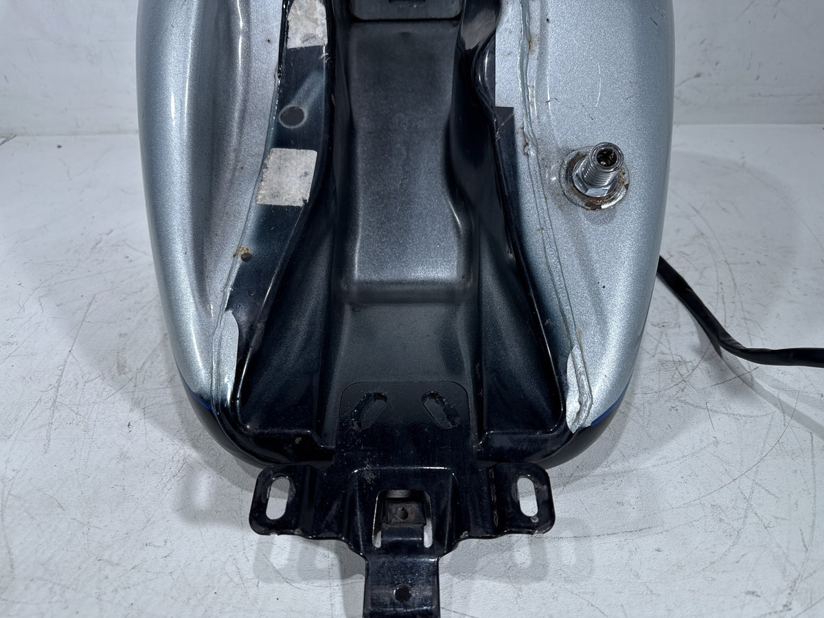 2012 Harley Electra Glide Touring OEM Fuel Gas Tank Gasoline Reservoir & Pump