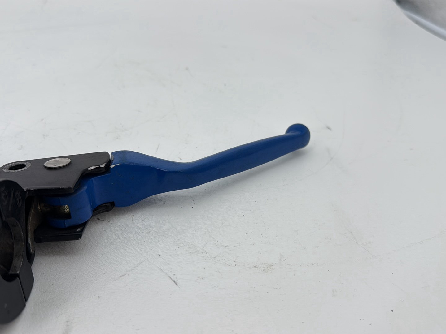 1993 Harley Sportster XLH883H Hugger 883 OEM Front Right Brake Lever Master Cylinder