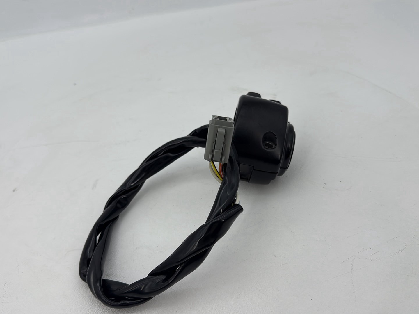 1999 - 2006 Harley-Davidson Dyna Low Rider Left Turn Signal Headlight Switches Controls 71685-06A