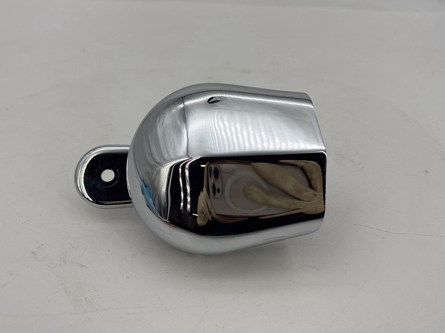 1999 - 2006 Harley-Davidson Dyna Low Rider Horn Signal Klaxon Chrome Cover 69012-93A