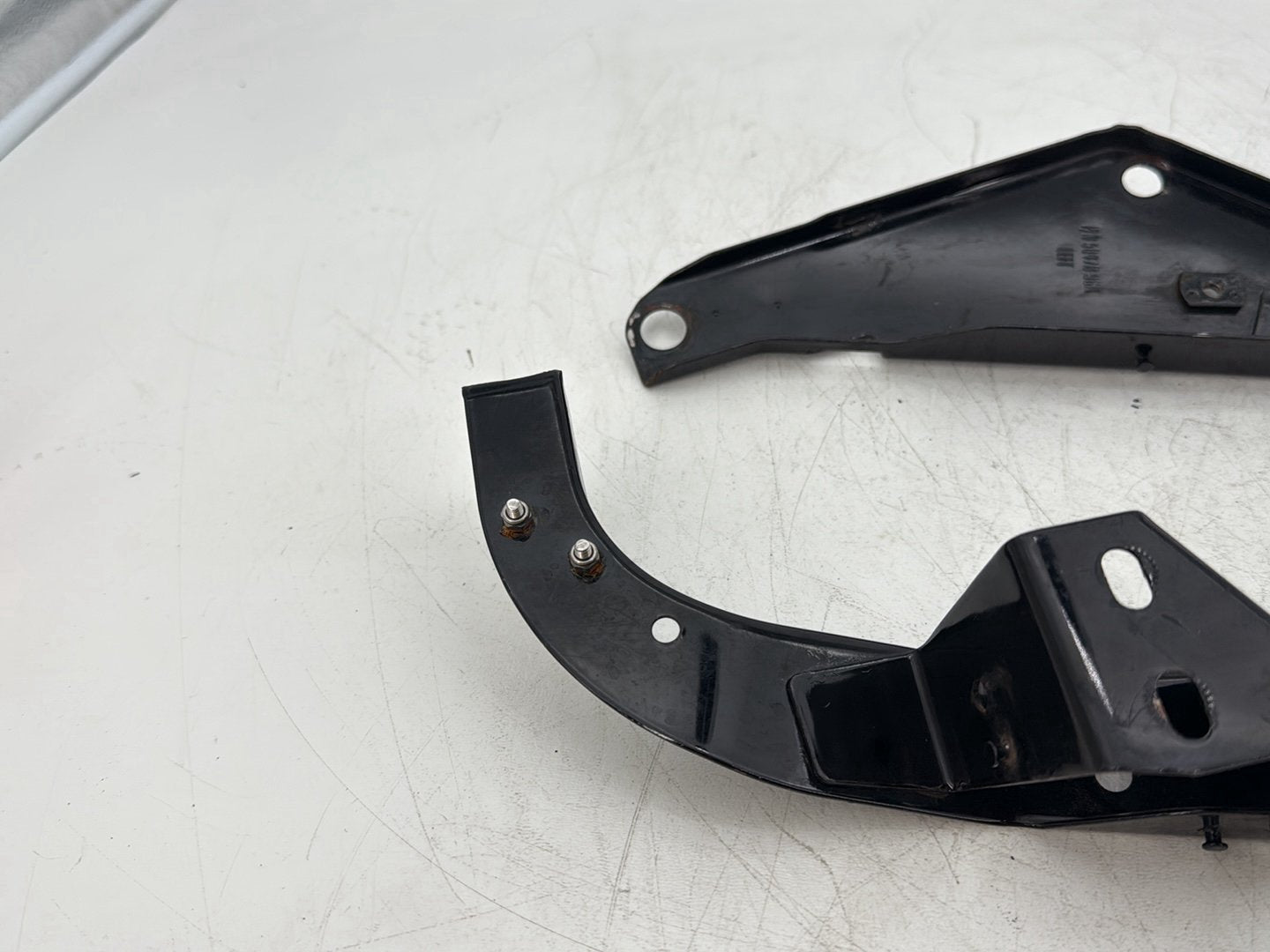 2007 Harley Touring FLHTCU Electra Glide Ultra OEM Right Left Fairing Support Brackets