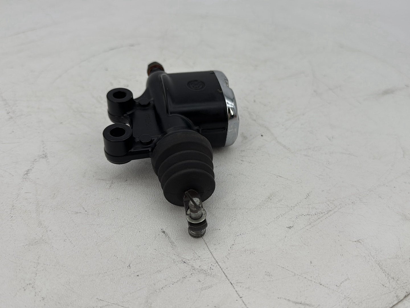 2007 - 2012 Harley-Davidson Touring Electra Glide Ultra Rear Brake Master Cylinder Reservoir 	41763-08
