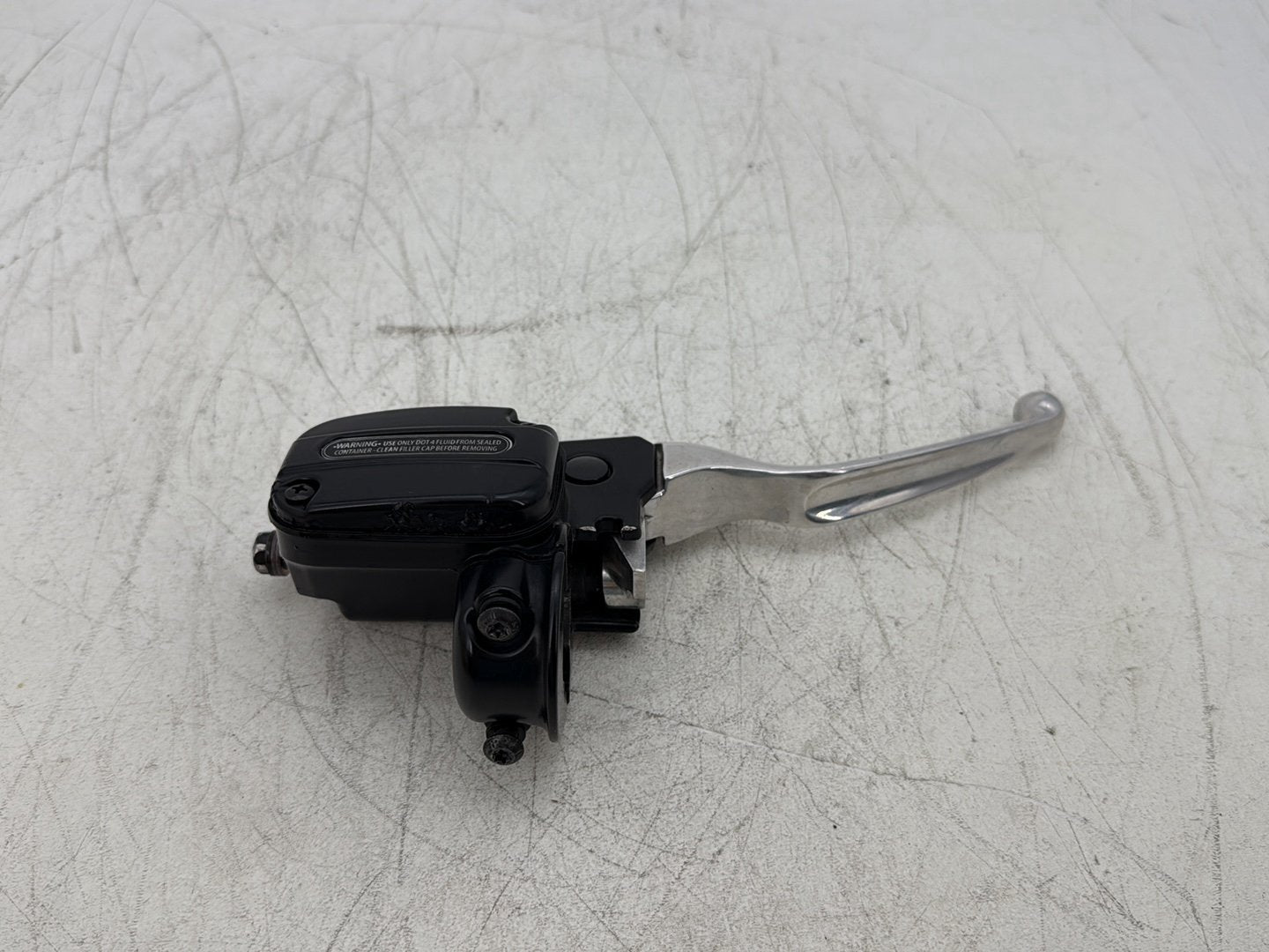 2012 Harley Street Glide Touring FLHX OEM Front Right Brake Lever Master Cylinder