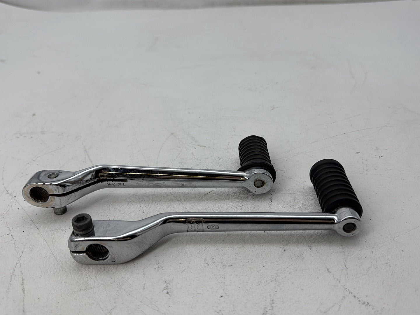 2008 Harley Road King Touring FLHR OEM Gear Shifter Lever Pedal Pedals