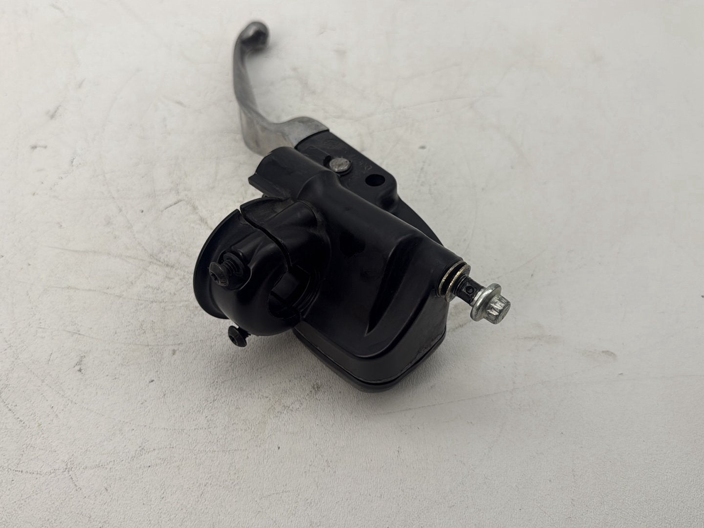2007 Harley Touring FLHTP Electra Glide Police OEM Front Right Brake Lever Master Cylinder