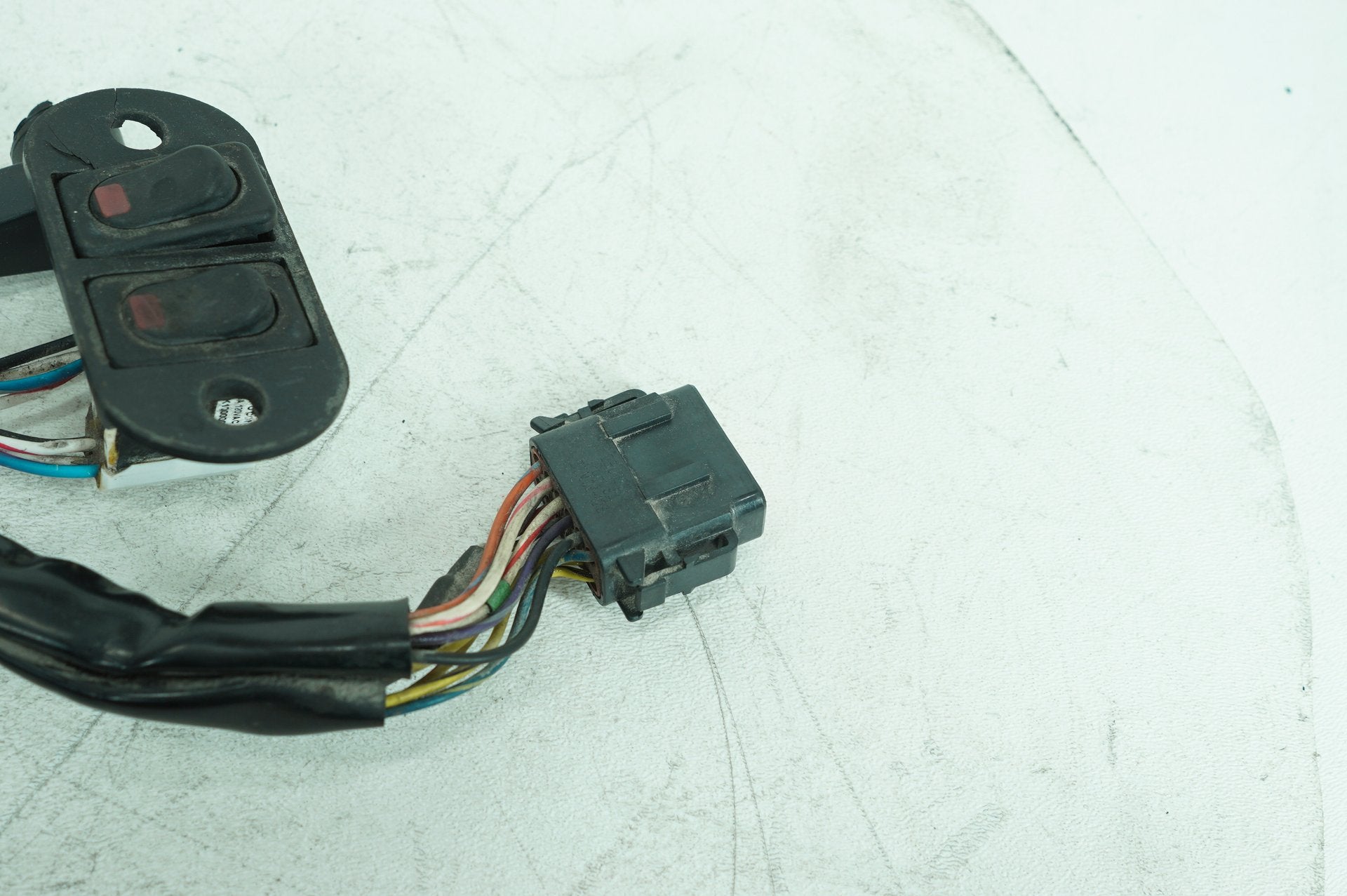 1999 - 2006 Harley-Davidson Touring Electra Glide Classic  Inner Fairing Wire Wiring Harness Switch 71535-96