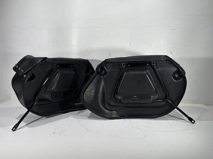 2004 Harley Softail FLSTC Heritage Classic OEM Rear Left Right Saddlebags Luggage Leather