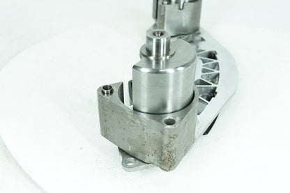 1999 - 2006 Harley-Davidson Softail Heritage Engine Motor Lower Timing Chain Guide 14715-00