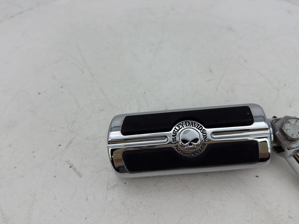 2005 Harley Road Glide Touring OEM Front Driver Highway 1 Foot Peg Rest SKULL