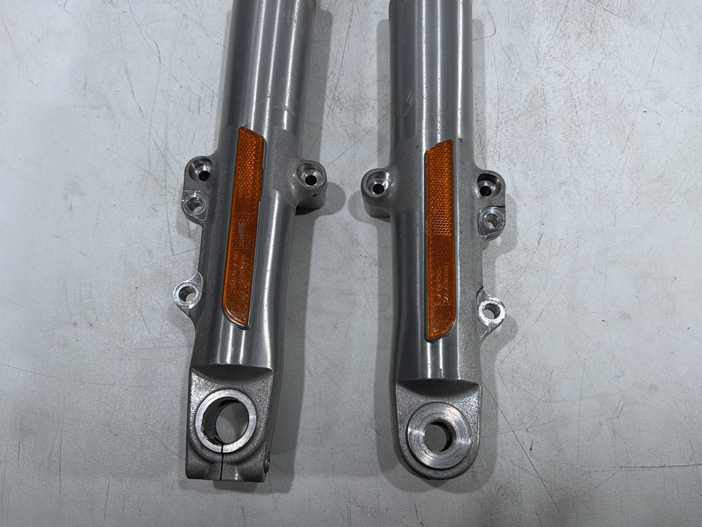 2015 Harley Road Glide Touring FLTRXS OEM Front Left & Right Fork Legs Sliders