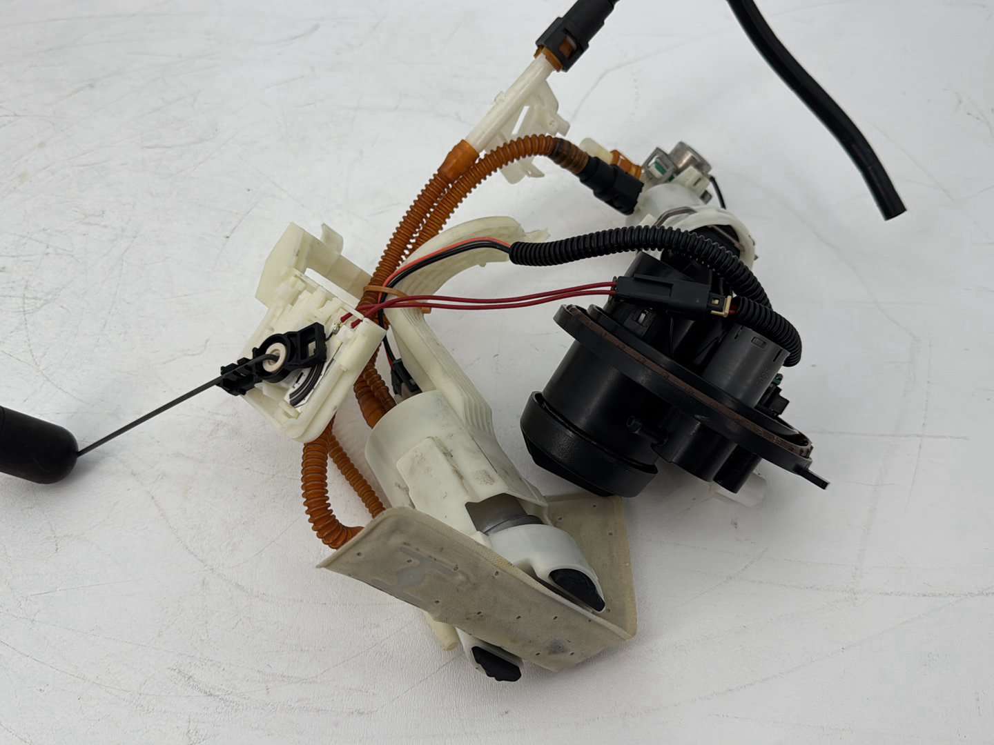 2008 - 2016 Harley-Davidson Touring Electra Glide Ultra Fuel Pump Gas Gasoline Petrol Sending