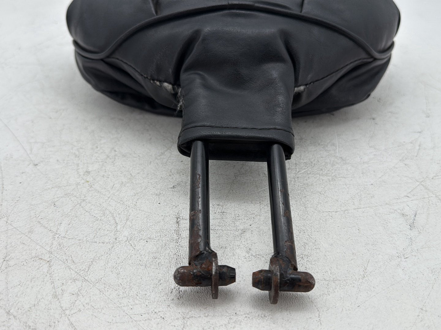 2000 Harley Electra Glide Touring Ultra OEM Rider Driver Backrest Adjustable Cushion Pad