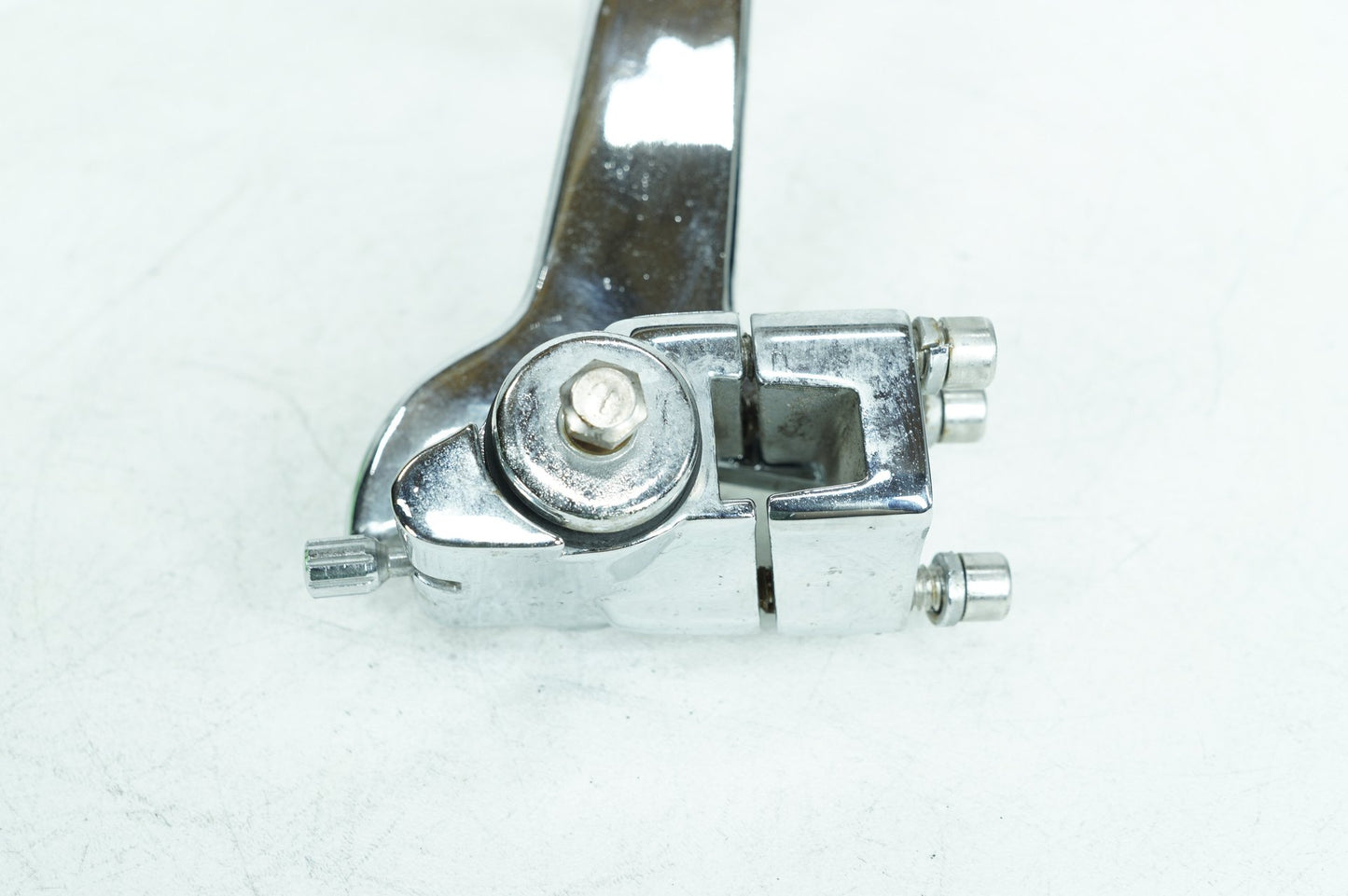 2007 - 2011 Harley-Davidson Touring Electra Glide Classic Rear Passenger 1 Foot Peg Step Rest Kuryakyn