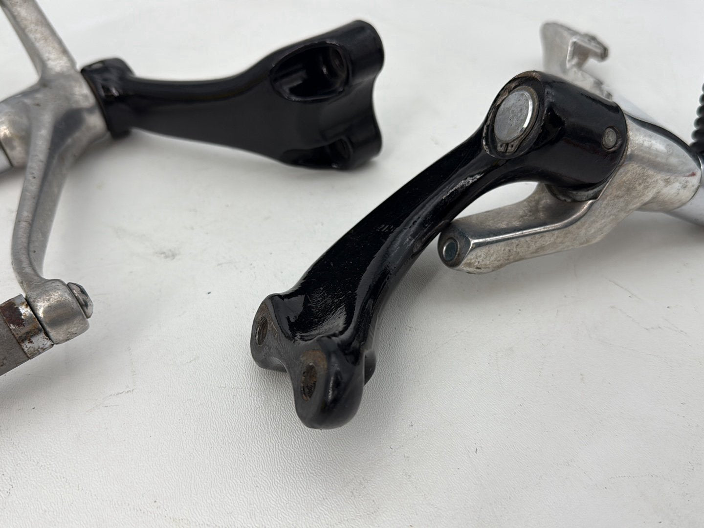 2004 - 2013 Harley-Davidson Sportster 883 Custom Left Right Foot Brake Control Pegs  	42651-04