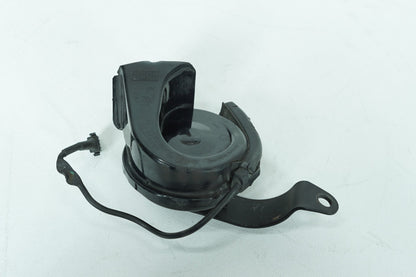 2007 - 2012 Harley-Davidson Touring Road Glide Signal Horn Klaxon Beep 69060-90F