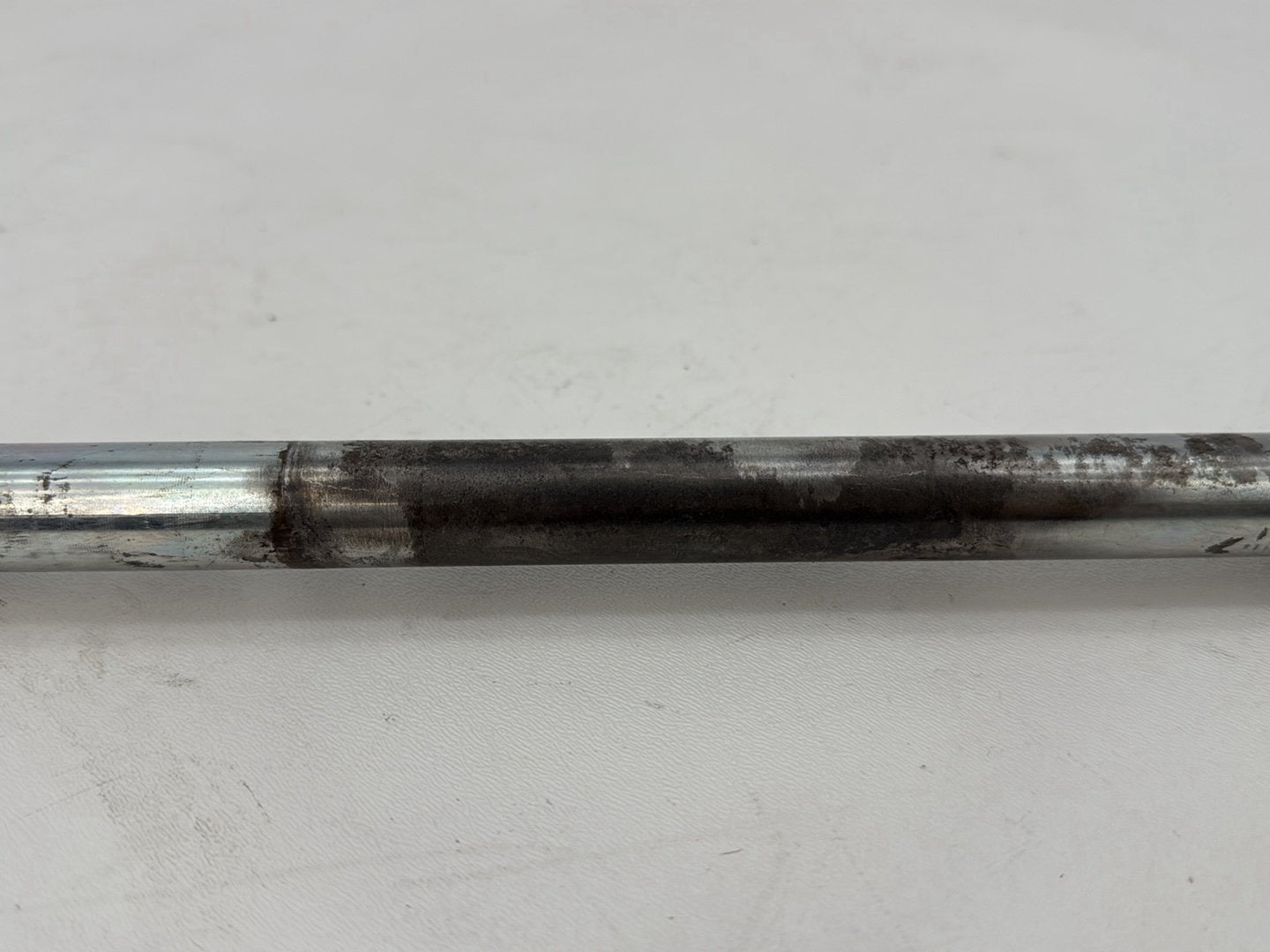 1999 - 2006 Harley-Davidson Dyna Low Rider Rear Wheel Axle Bolt Shaft 41114-90