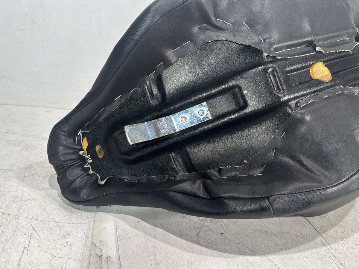 1998 Harley Touring Electra Glide Ultra OEM Passenger Rider Driver Seat Saddle