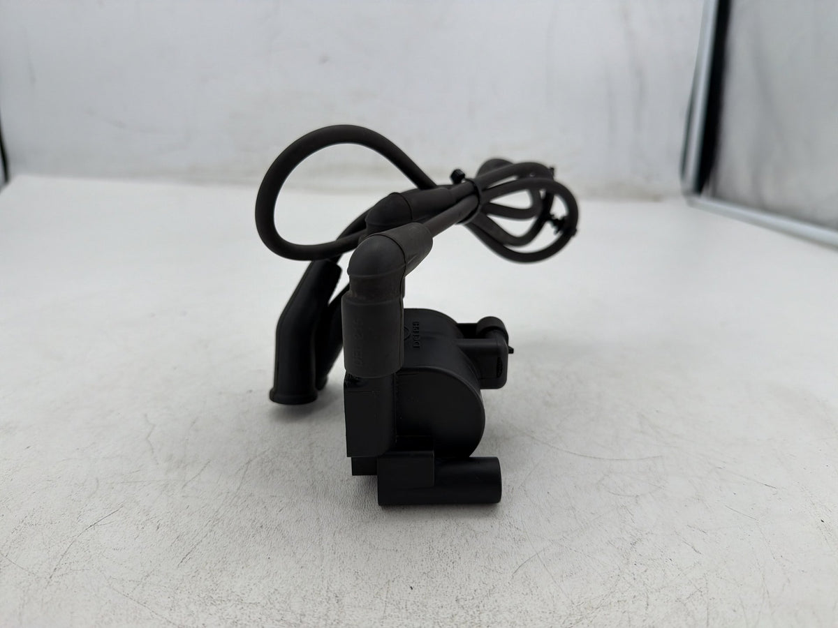 2011 Harley Road King Touring FLHR OEM Ignition Coil Spark Plugs Cable