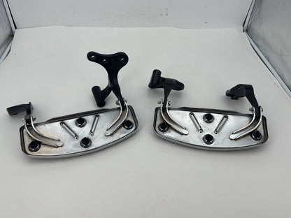 1999 - 2006 Harley-Davidson Dyna Low Rider Left Right Driver Floorboard Foot Rest 50614-06