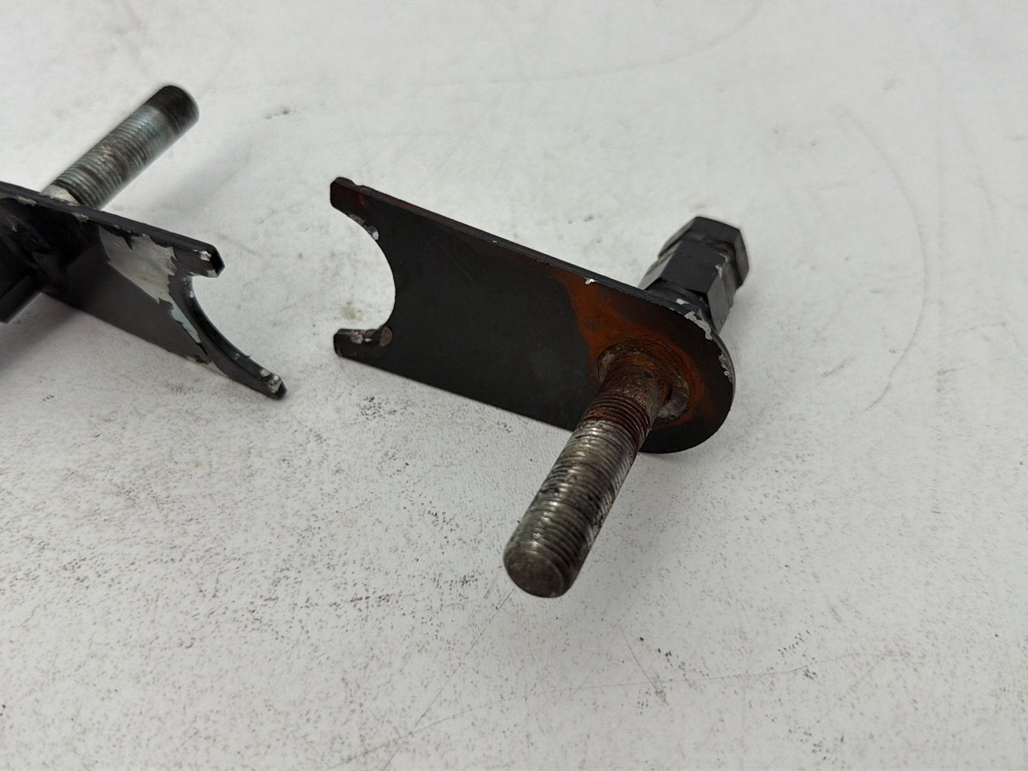 1986 - 1998 Harley-Davidson Softail Heritage Classic Left Right Foot Rest Peg Support Bracket docking hardware kit