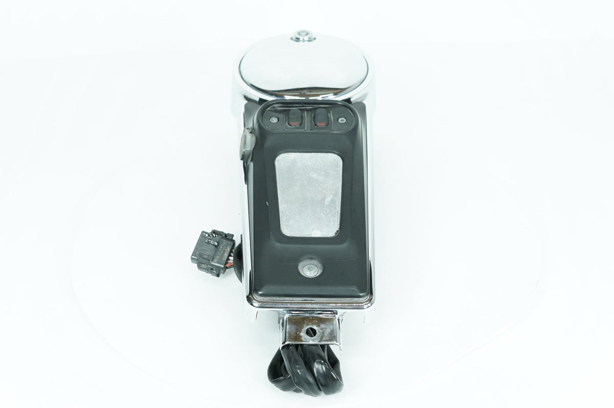 1999 - 2006 Harley-Davidson Touring Electra Glide Ultra Fuel Gas Tank Dash Console NOKey 	61270-98A