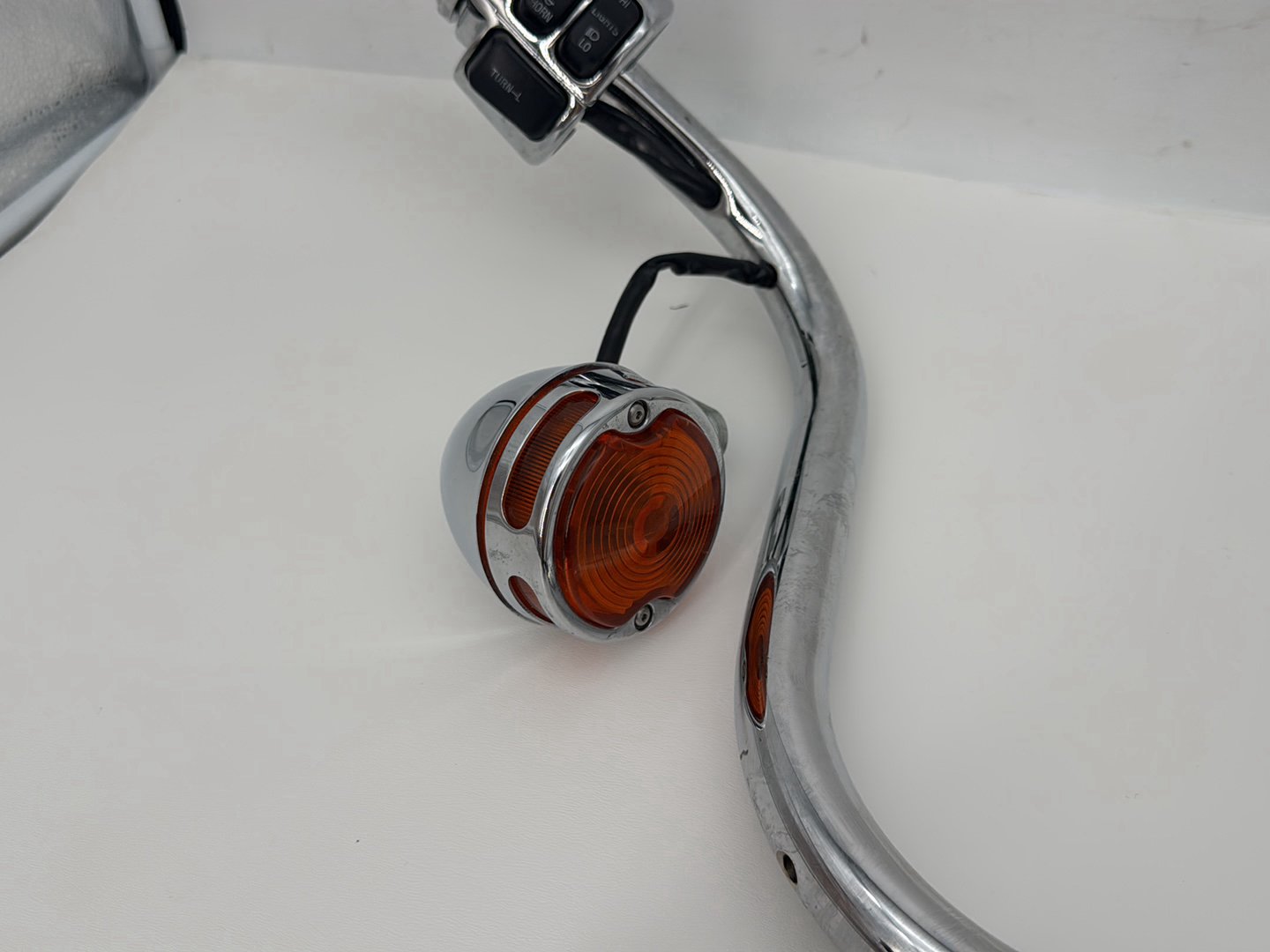 1999 - 2006 Harley-Davidson Dyna Wide Glide Handlebars Left Right Switches Controls 56079-93