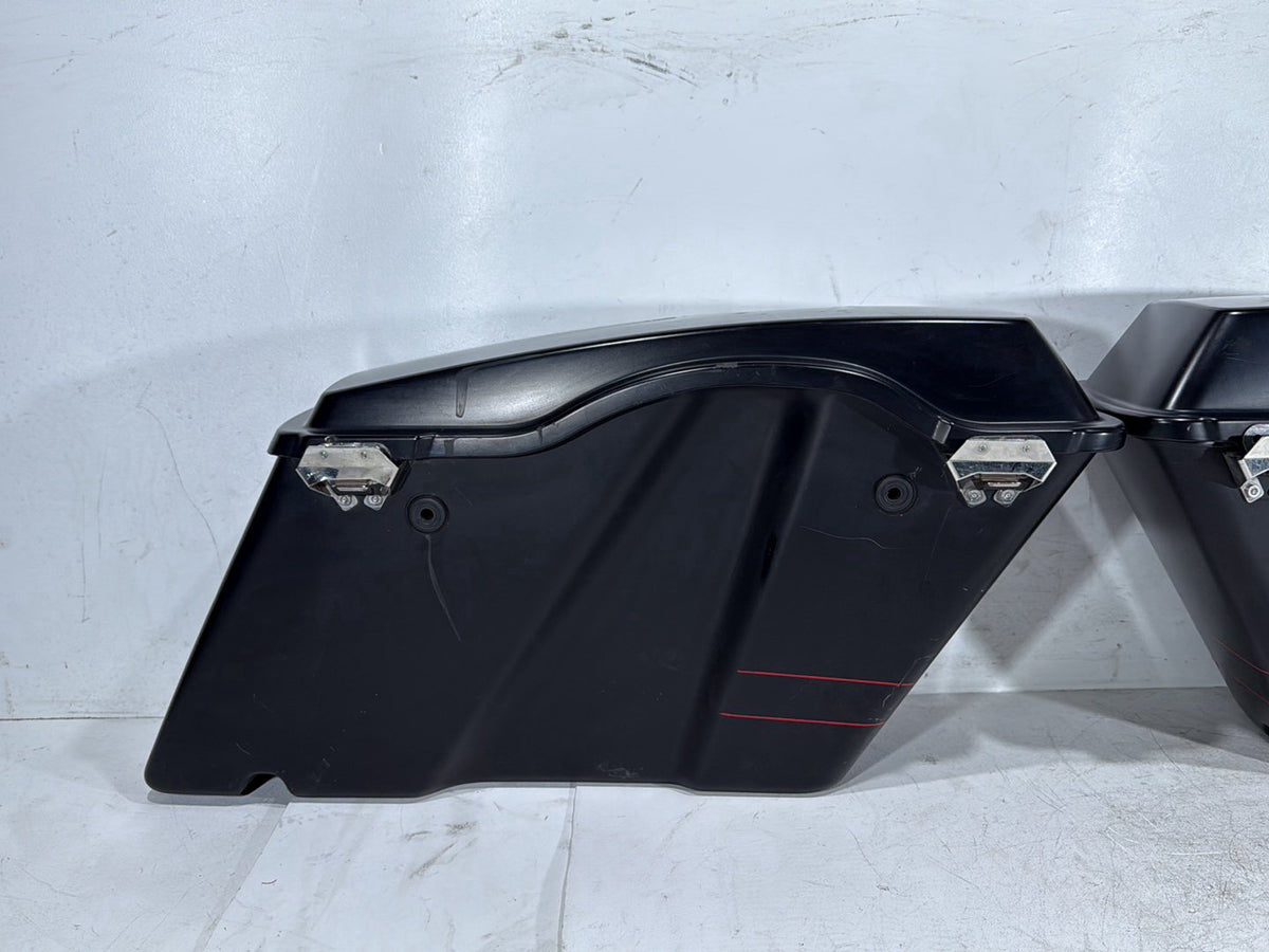 2011 Harley Road Glide Touring FLTRX OEM Left Right Saddlebags Luggage NOKey