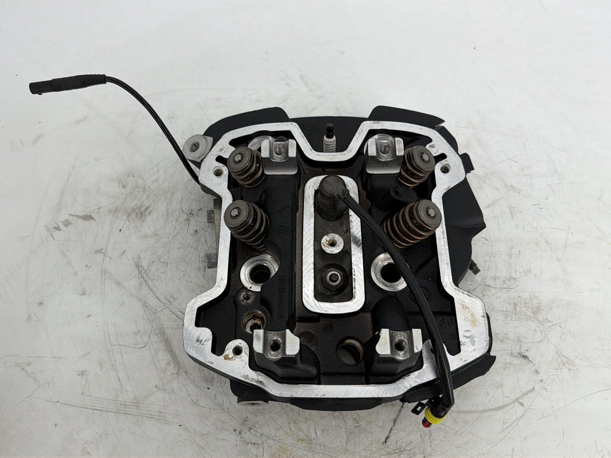 2017 Harley Touring FLHXS Street Glide OEM Front Twin Cam Engine Cylinder Head