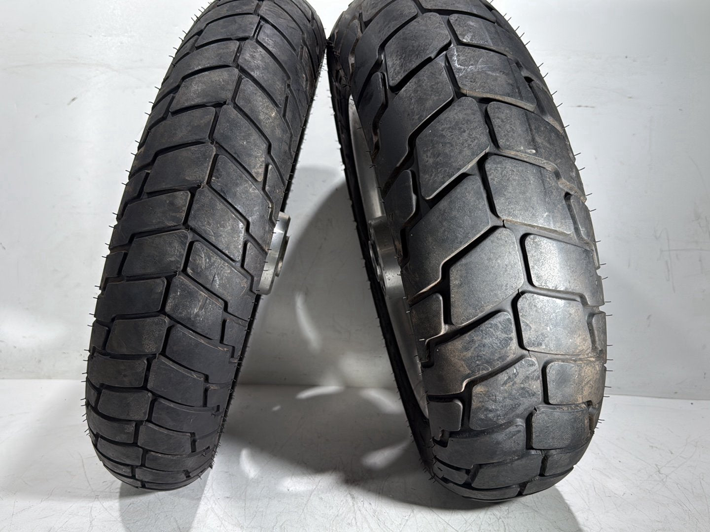 08 Harley Dyna Fat Bob OEM Front Rear Wheel Rim Tire 130/90B16 180/70B17 16" 17"