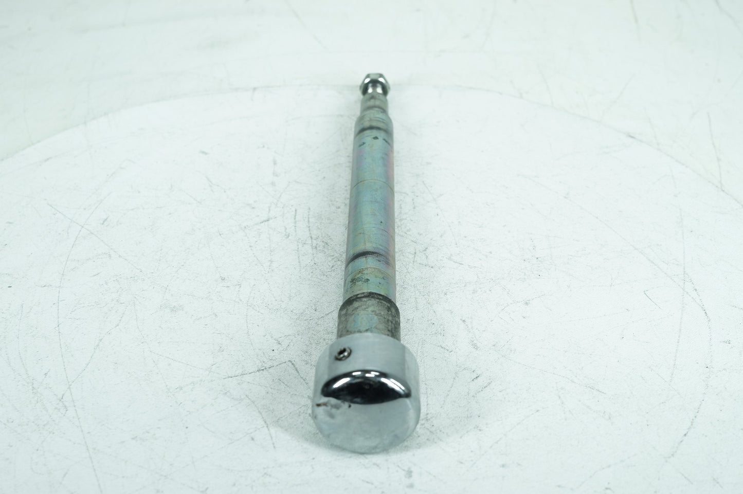 2007 - 2011 Harley-Davidson Touring Electra Screamin Eagle Front Wheel Axle Bolt Shaft 43364-00