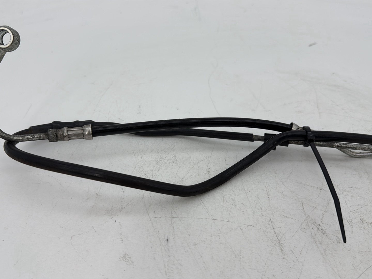2008 Harley Touring FLHTCU Electra Glide Ultra OEM Front Brake Hose Line Pipe ABS