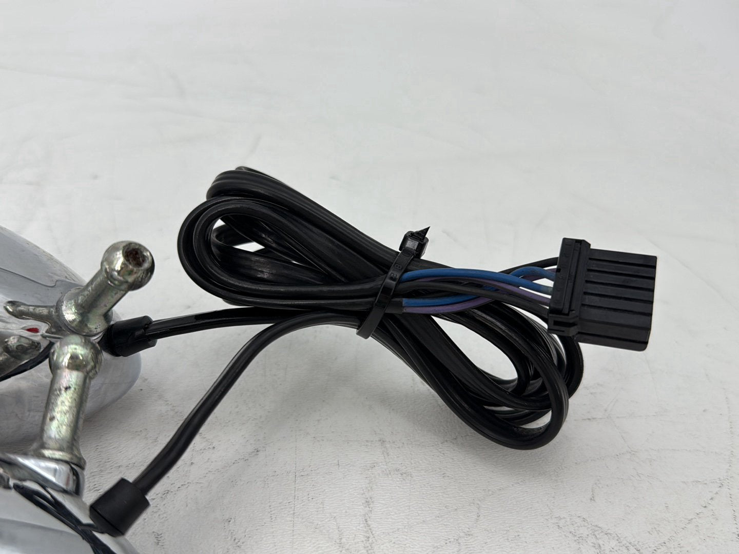 2004 - 2013 Harley-Davidson Sportster 1200 Custom Front Left Right Turn Signal Indicators 68972-00