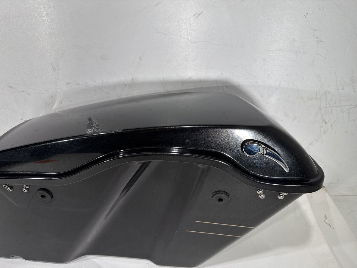 2016 Harley Road Glide Touring FLTRXS OEM Left 1 Saddlebag Luggage NO Key