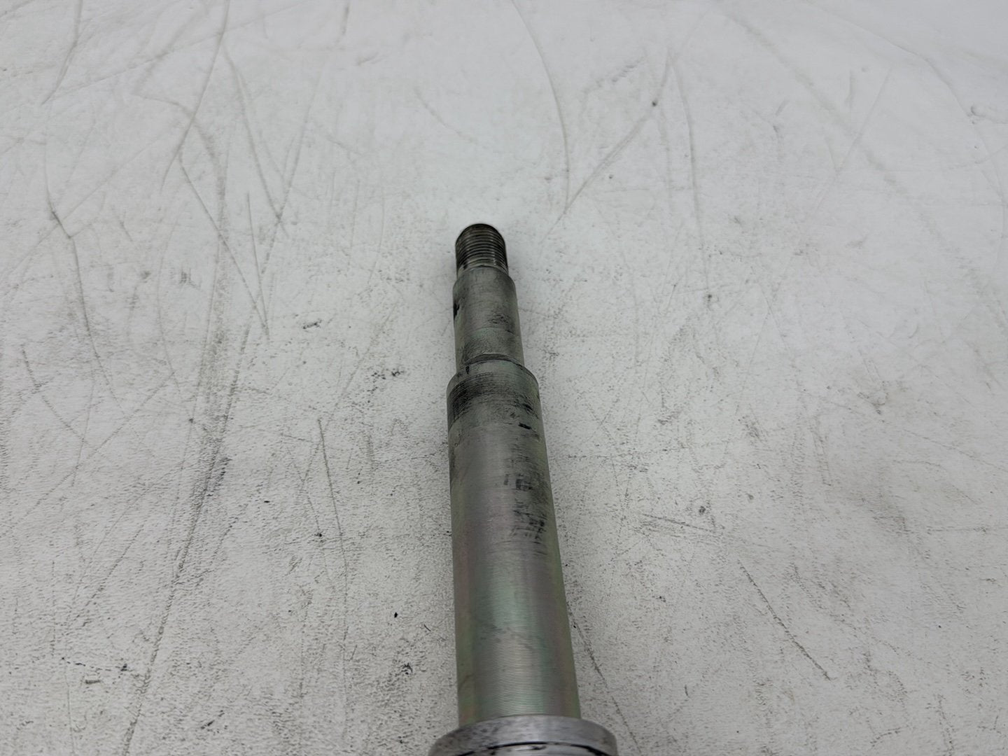2008 Harley Sportster XL883L 883 Low OEM Front Wheel Axle Bolt Shaft 43895-08