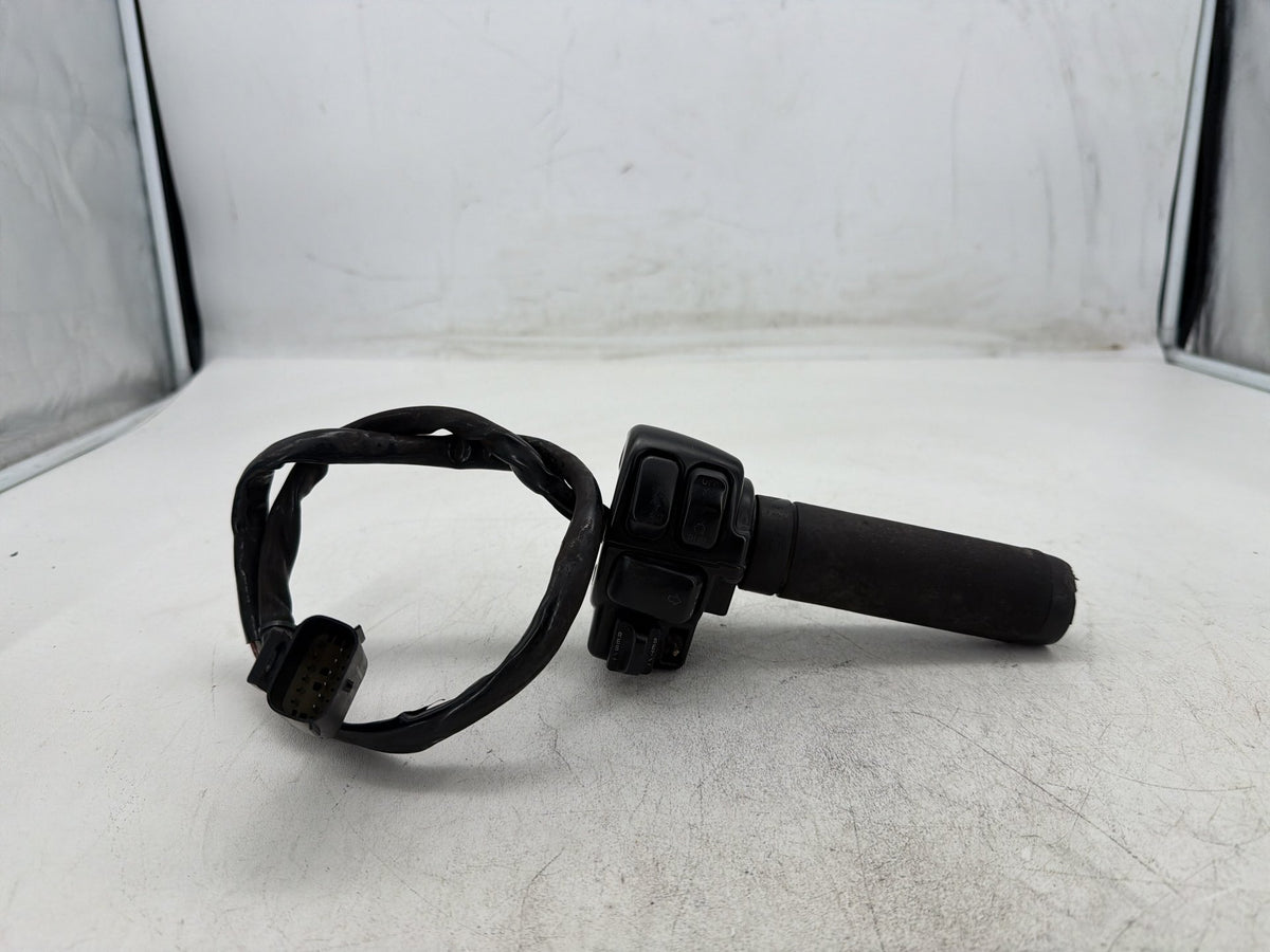 2012 Harley Electra Glide Touring OEM Right Engine Start Kill Switches Controls