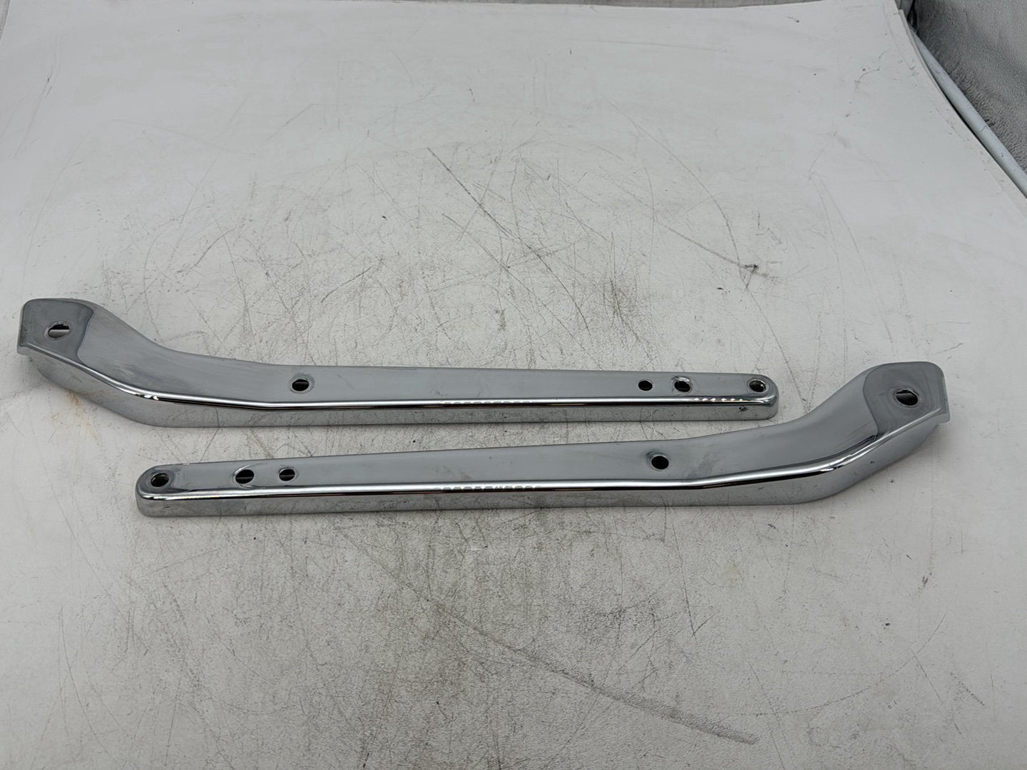 2003 Harley Dyna Wide Glide FXDWG OEM Rear Left Right Fender Struts Bracket
