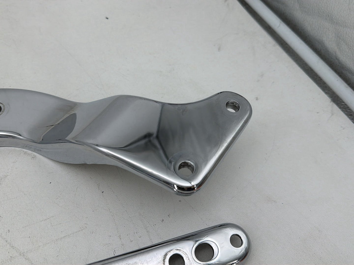 2005 Harley Softail Fat Boy FLSTF OEM Rear Left Right Fender Struts Bracket