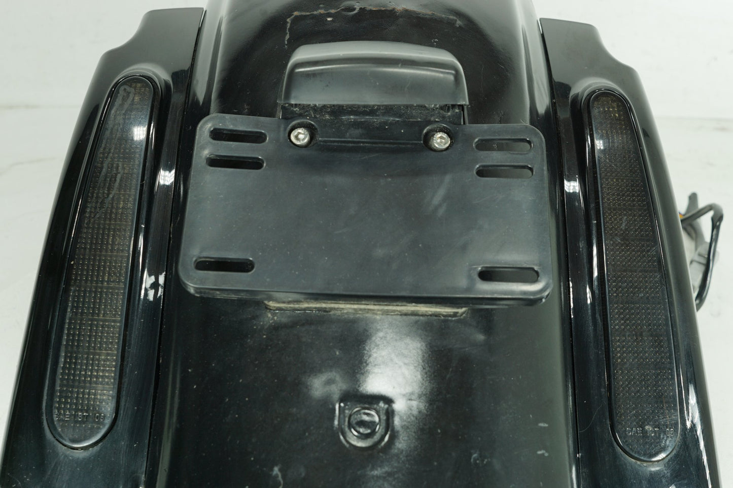 2007 - 2012 Harley-Davidson Touring Electra Glide Ultra Rear Wheel Fender Panel & License Plate Holder 59579-09