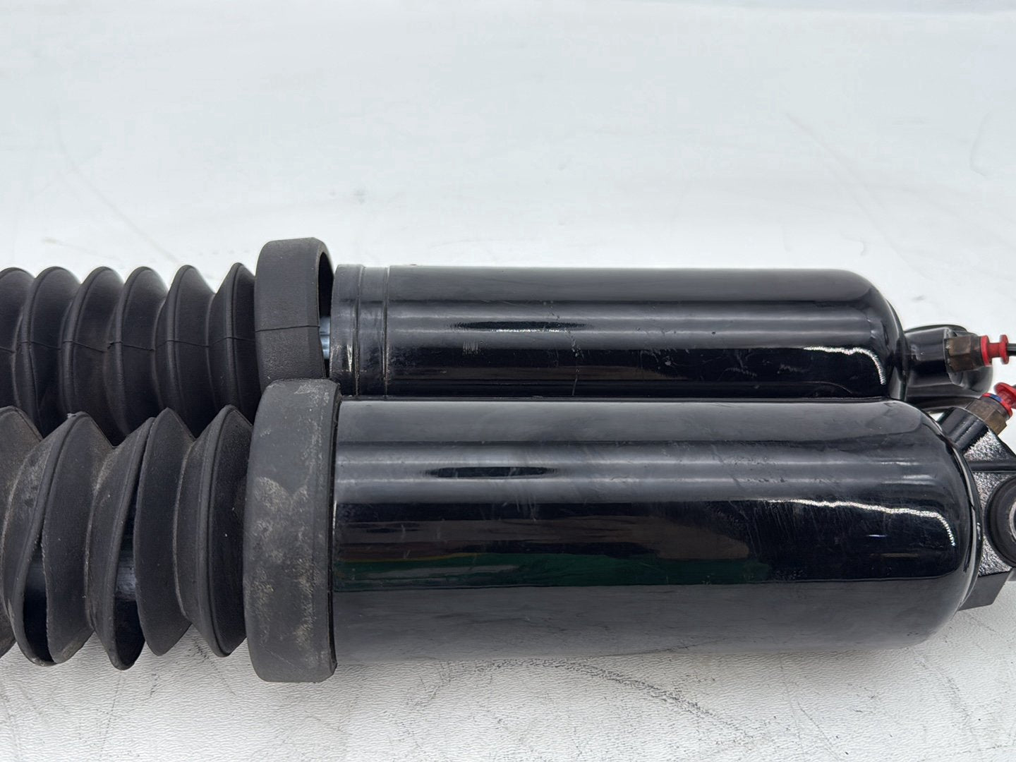 2007 - 2016 Harley-Davidson Touring Electra Glide Ultra Rear Left Right Shock Absorbers 54565-09