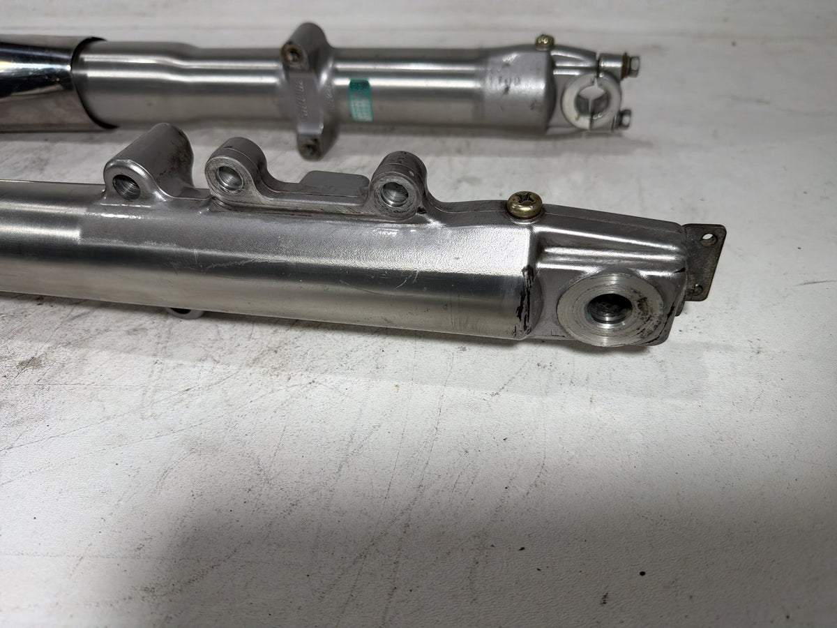 2001 Harley Fat Boy Softail OEM Front Triple Tree Set & LH RH Fork Legs Sliders