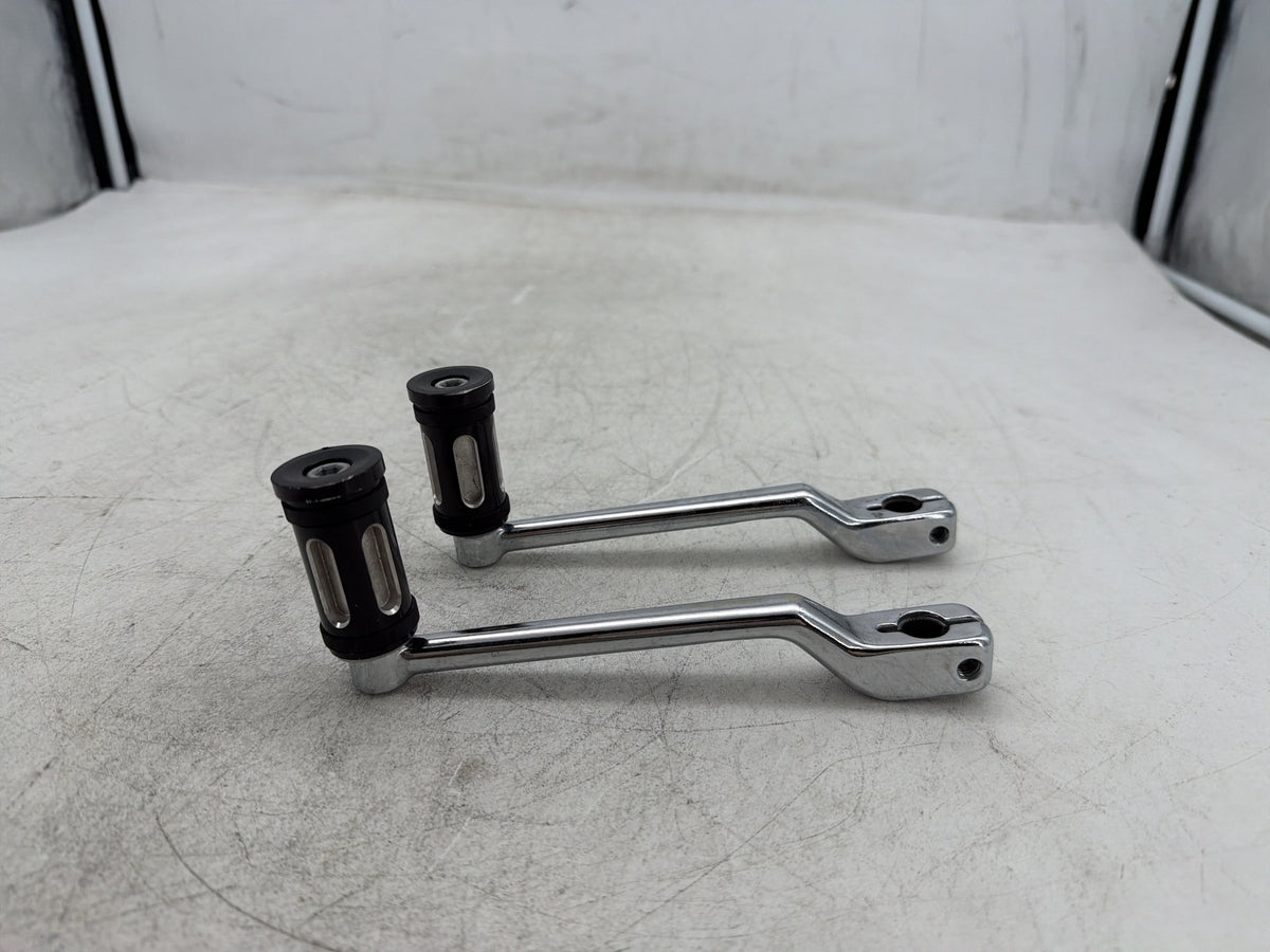 2011 Harley Electra Glide Touring Ultra OEM Gear Shifter Lever Pedal Pedals
