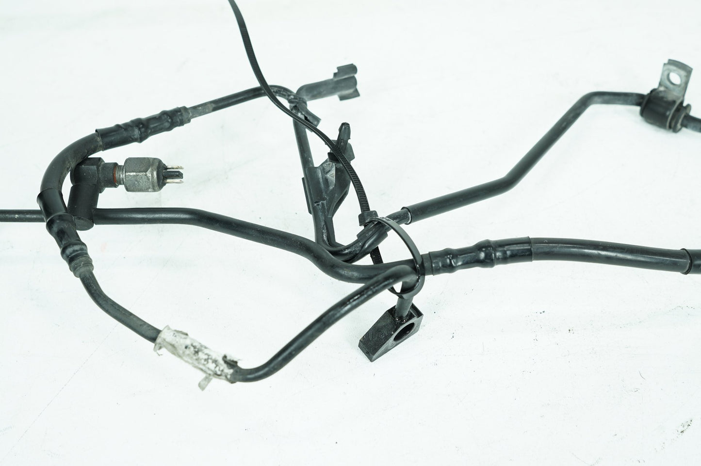 2008 - 2016 Harley-Davidson Touring Electra Glide Ultra Rear Brake Hose Line Pipe ABS 41800012