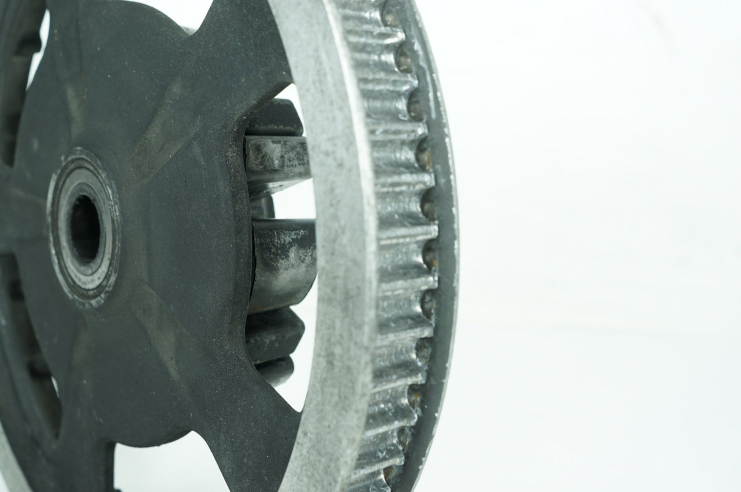 2009 - 2016 Harley-Davidson Touring Street Glide Rear Driver Pulley Sprocket 40217-09