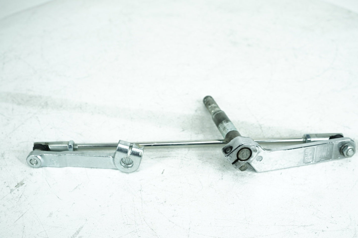 2008 - 2016 Harley-Davidson Touring Street Glide Gear Shifter Lever w/ Rod linkage 33709-82A