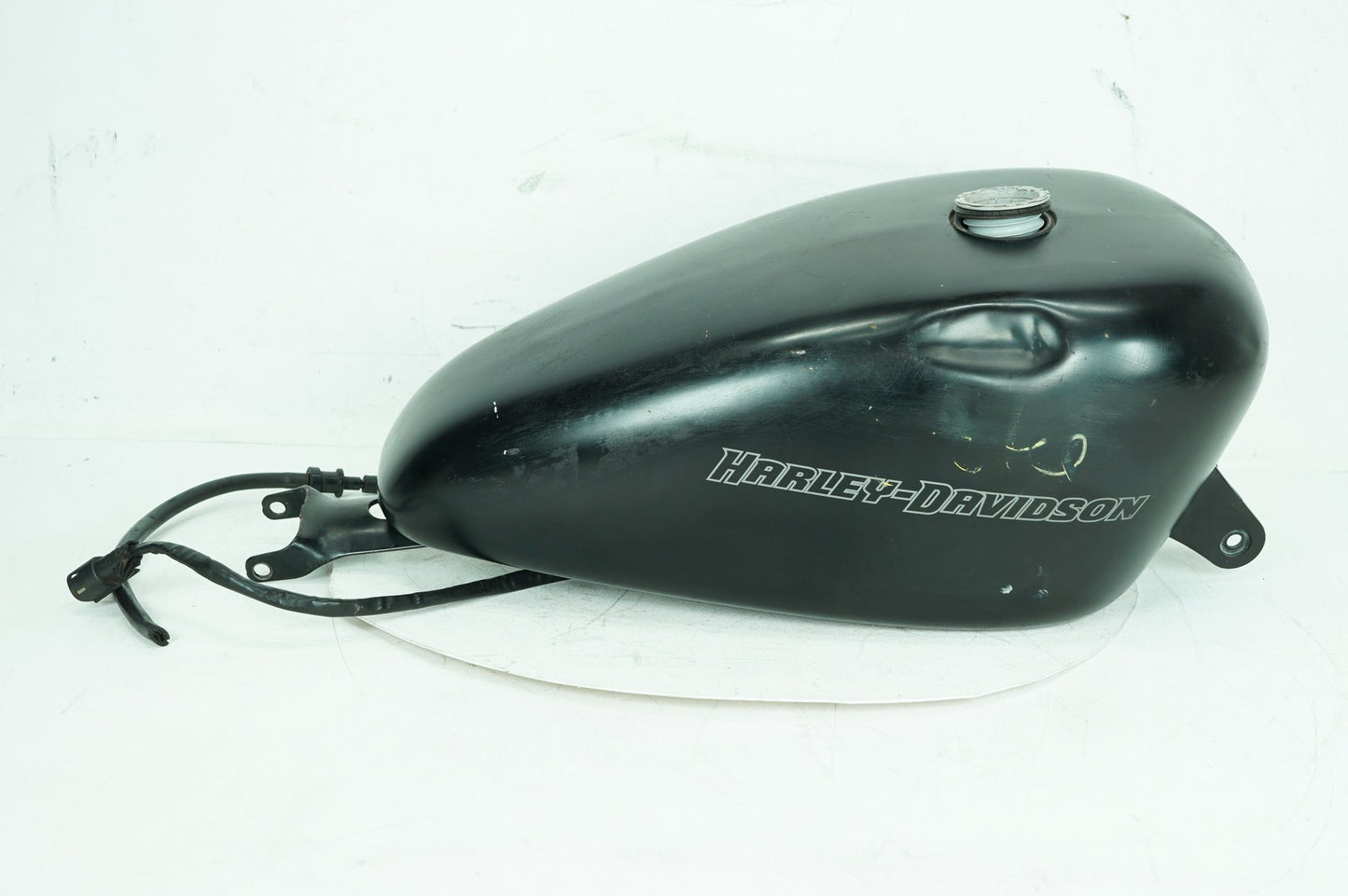 2009 - 2016 Harley-Davidson Sportster Iron Fuel Gas Tank Gasoline Reservoir 61405-07